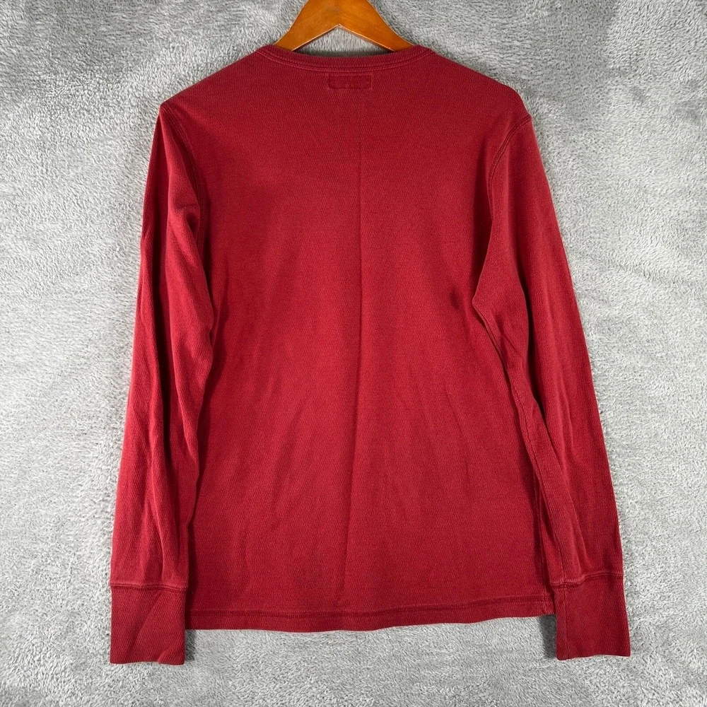 Guess USA Long Sleeve Shirt Mens Large Red V-Neck Cotton Y2K 2000s‎ - Picture 3 of 8